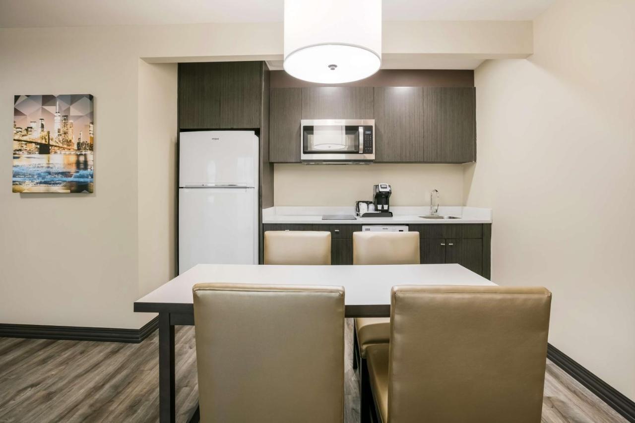 Best Western Plus Executive Residency Bronx นิวยอร์ก ภายนอก รูปภาพ